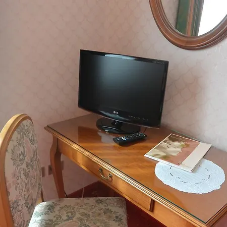 Alexander 4* Meran