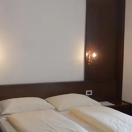 Hotel Alexander